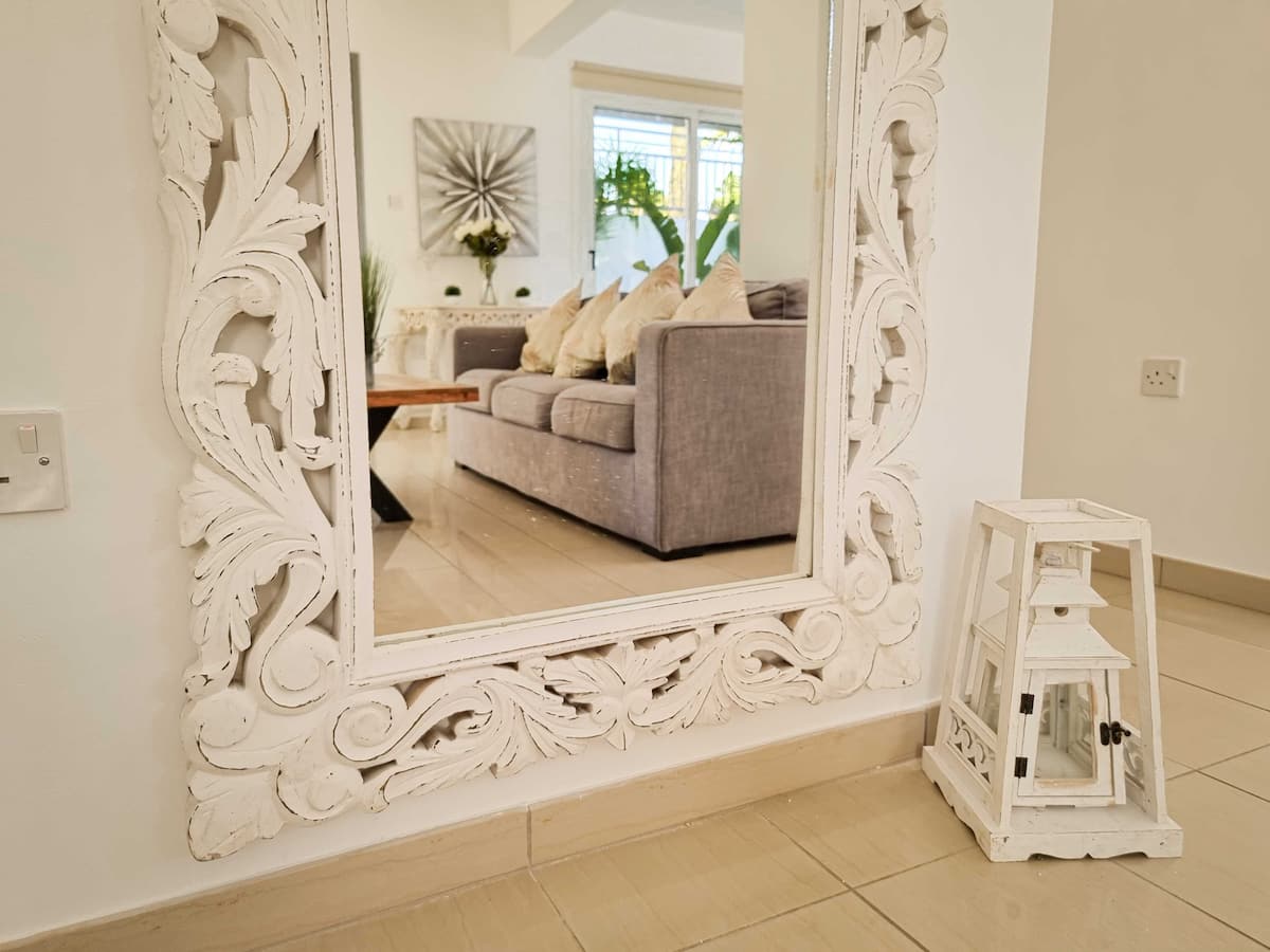 Sunrise Villa 7 · Magnolia · Living & dining